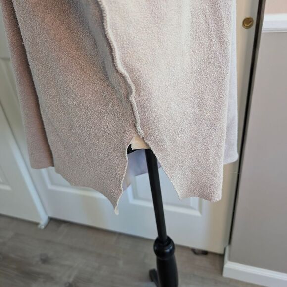 Free People Sweatshirt - Picture 5 of 9